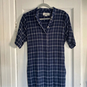 Trovata Birds or Paradis Plaid Belted Dress Size Medium in Navy and White